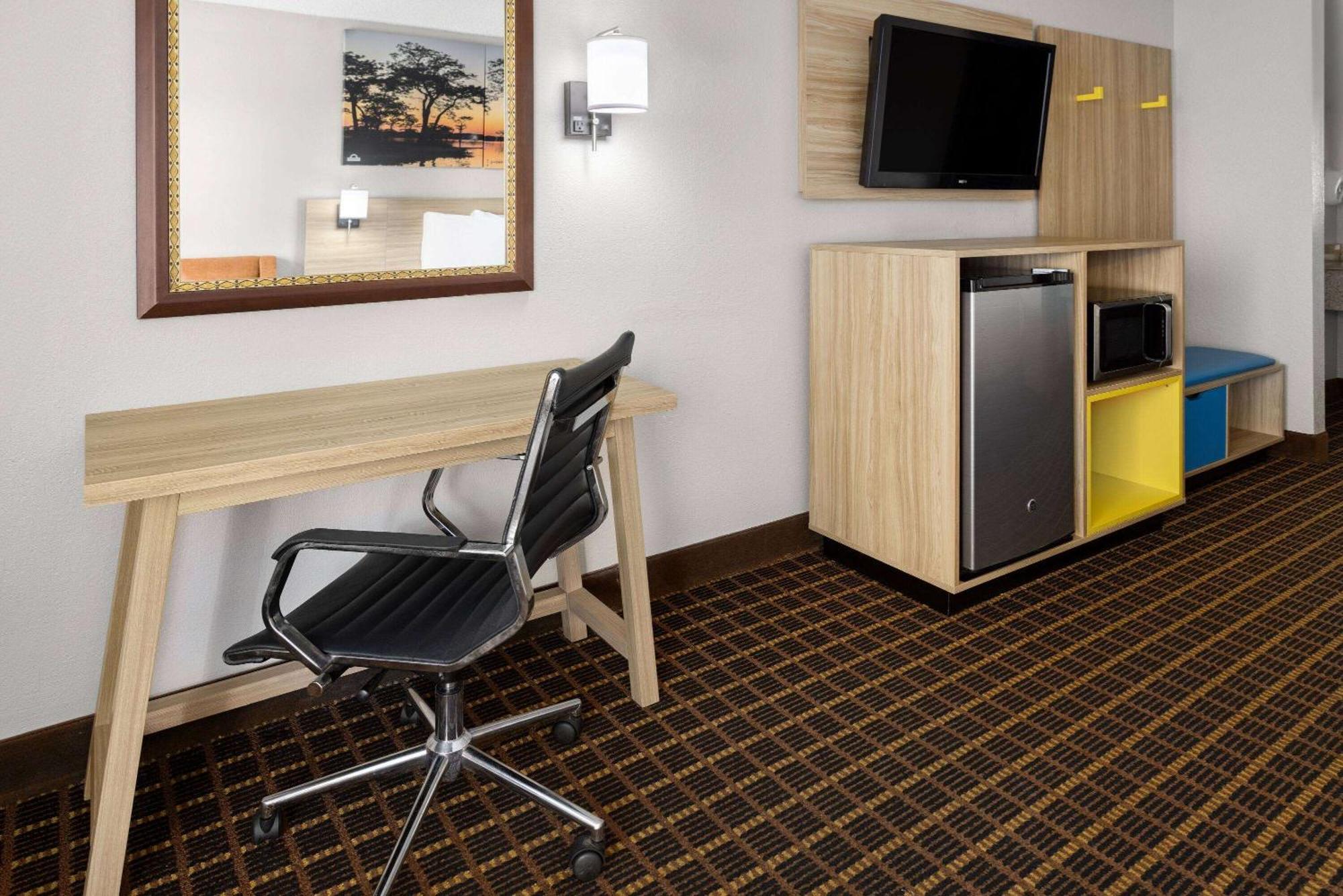 Days Inn By Wyndham Waycross Ngoại thất bức ảnh