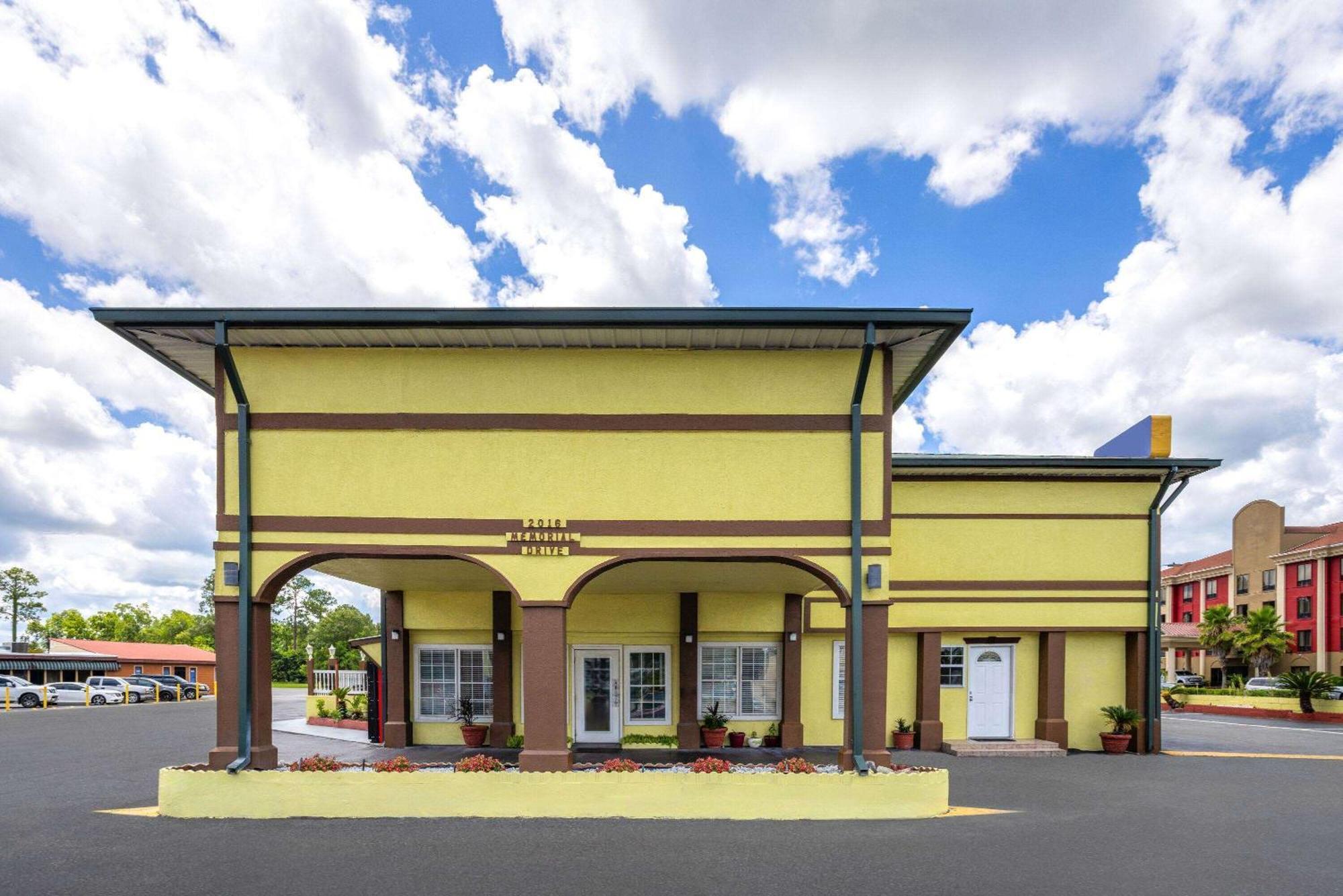 Days Inn By Wyndham Waycross Ngoại thất bức ảnh